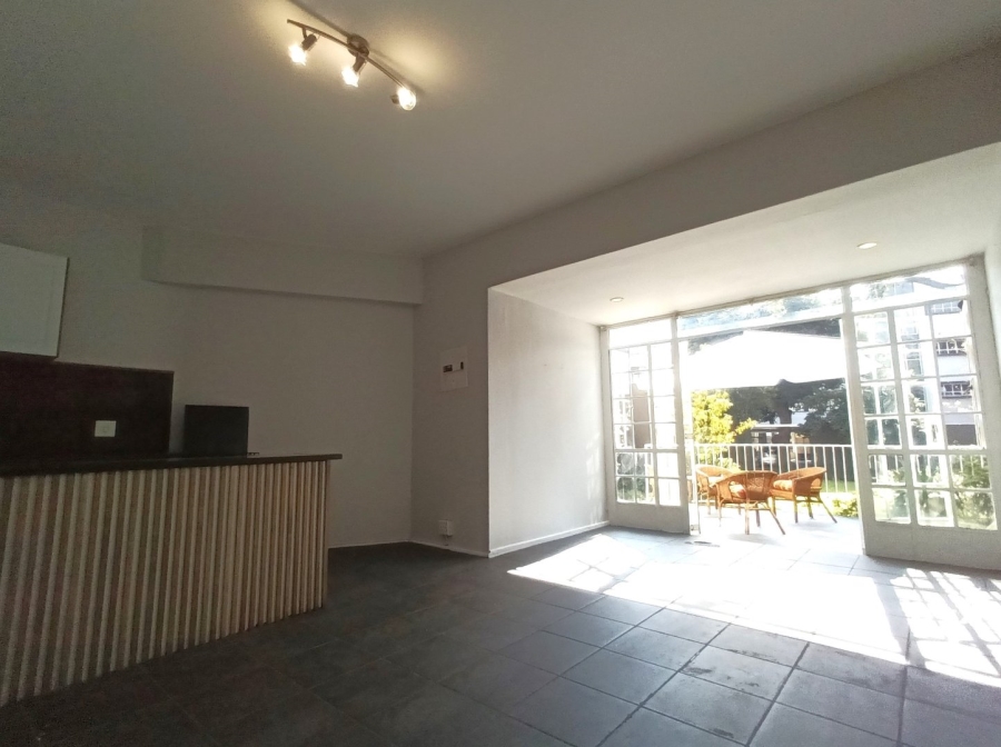 To Let 1 Bedroom Property for Rent in Illovo Gauteng