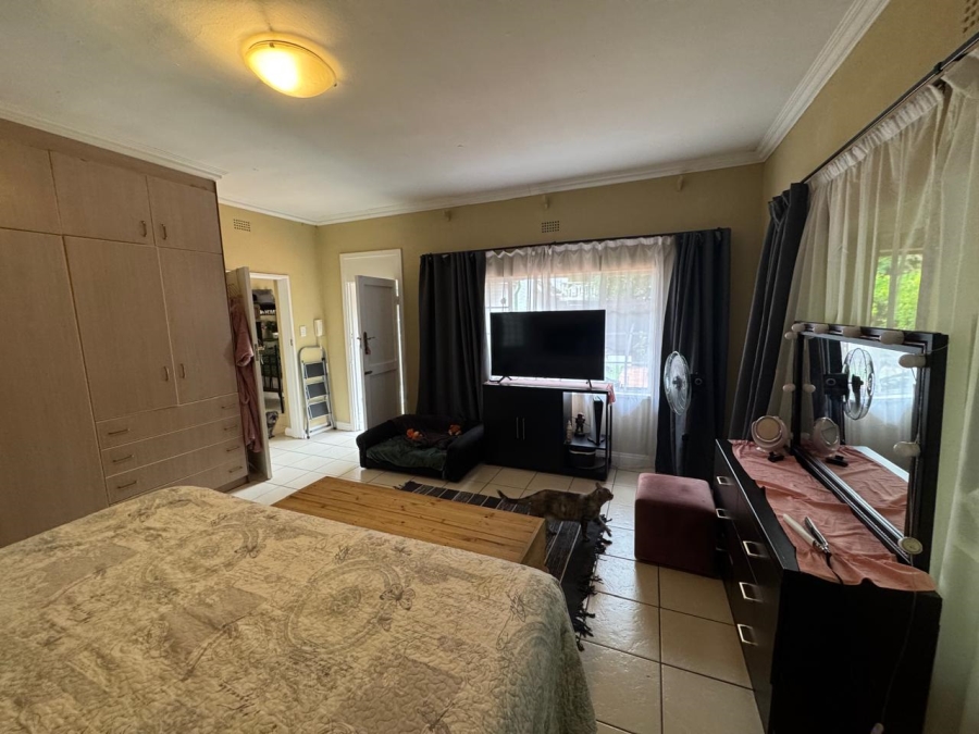 To Let 1 Bedroom Property for Rent in Melrose North Gauteng