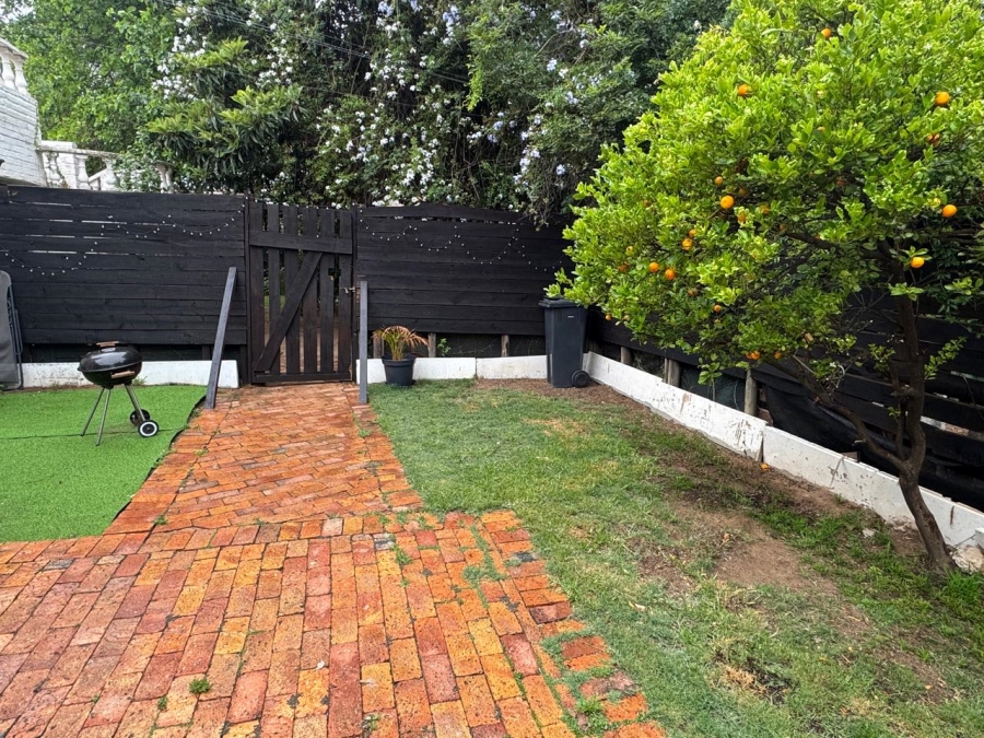 To Let 1 Bedroom Property for Rent in Melrose North Gauteng