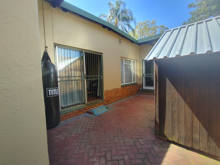 3 Bedroom Property for Sale in Kilner Park Gauteng