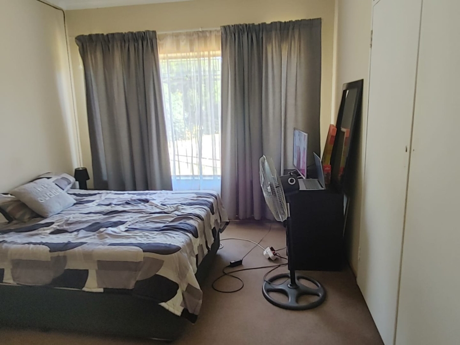 3 Bedroom Property for Sale in Kilner Park Gauteng