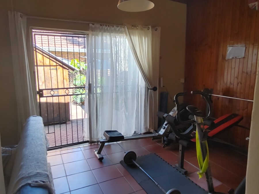 3 Bedroom Property for Sale in Kilner Park Gauteng