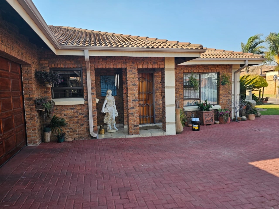 3 Bedroom Property for Sale in Witfield Gauteng