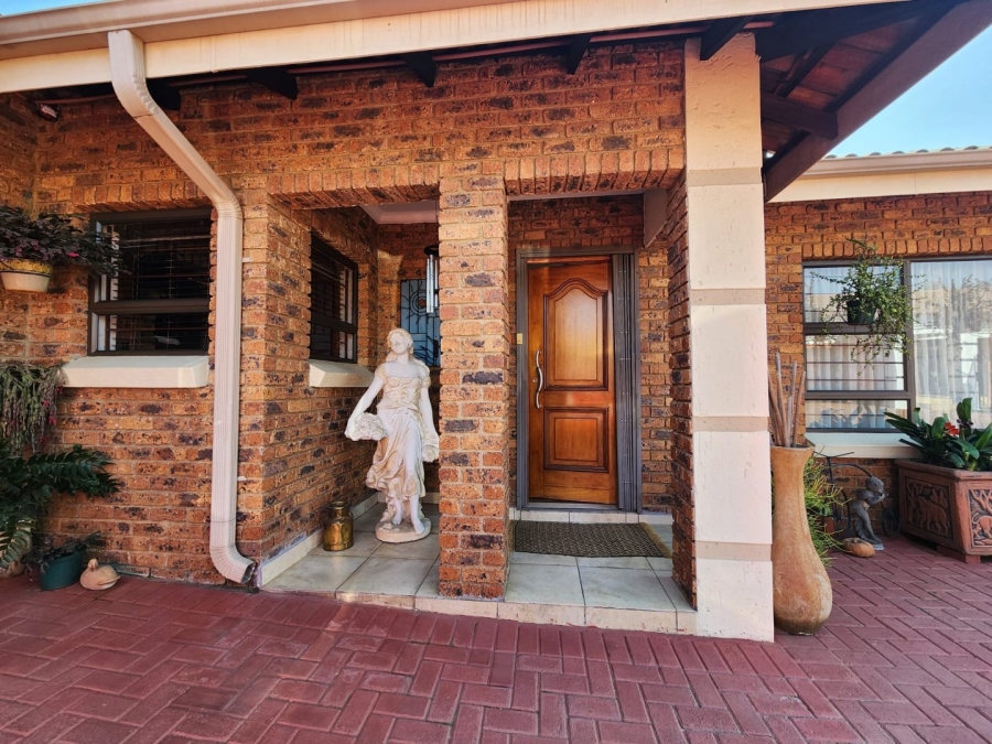 3 Bedroom Property for Sale in Witfield Gauteng