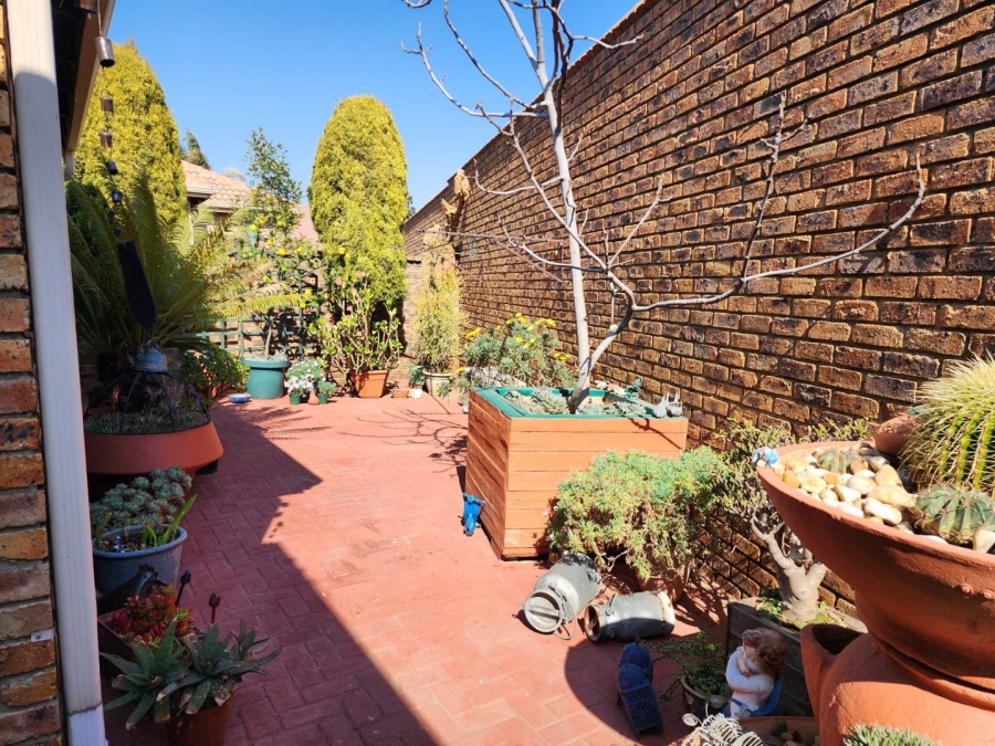 3 Bedroom Property for Sale in Witfield Gauteng
