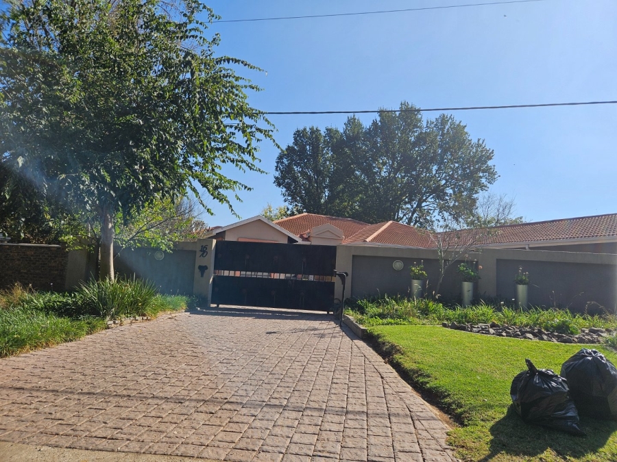 5 Bedroom Property for Sale in Henley on Klip Gauteng