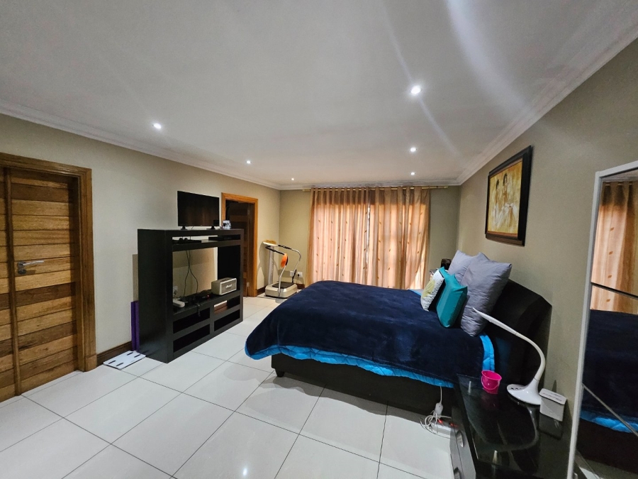 5 Bedroom Property for Sale in Henley on Klip Gauteng