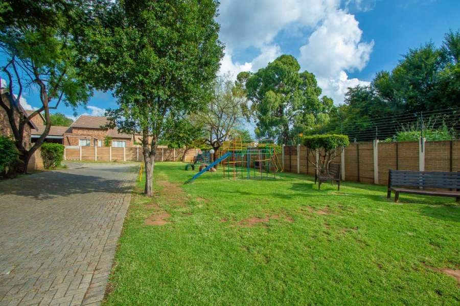 3 Bedroom Property for Sale in Allens Nek Gauteng