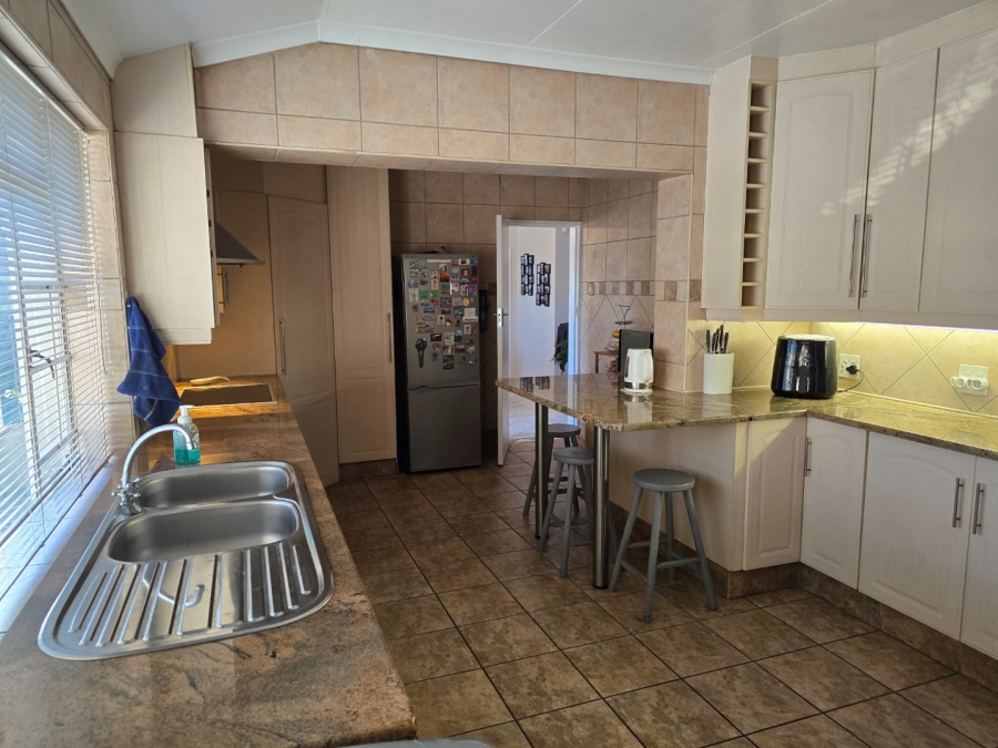 4 Bedroom Property for Sale in Marlands Gauteng