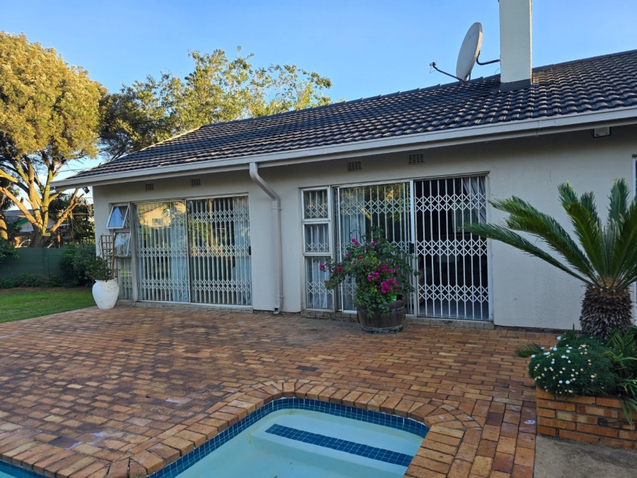 4 Bedroom Property for Sale in Marlands Gauteng