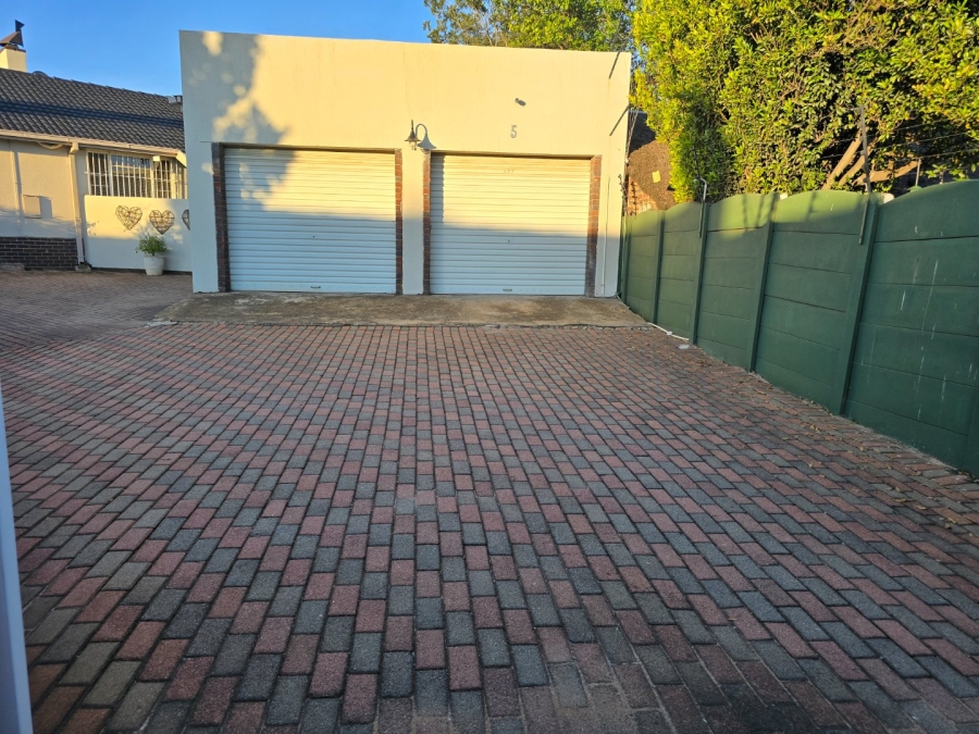 4 Bedroom Property for Sale in Marlands Gauteng