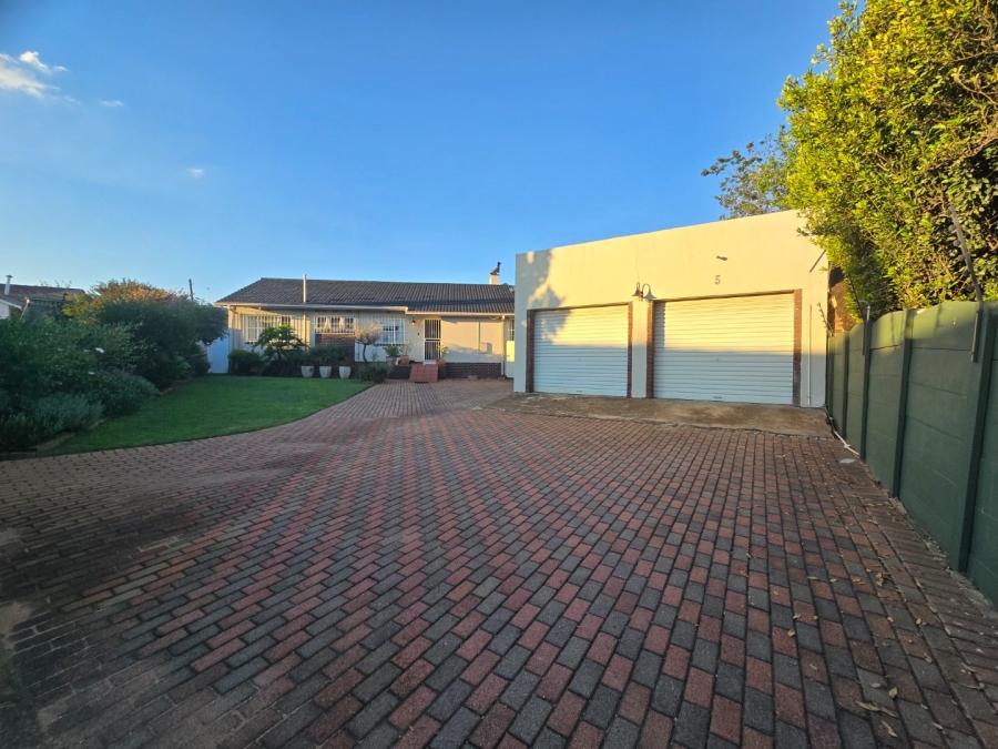 4 Bedroom Property for Sale in Marlands Gauteng