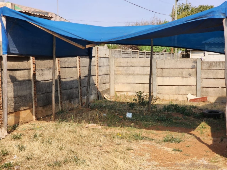  Bedroom Property for Sale in Etwatwa Gauteng