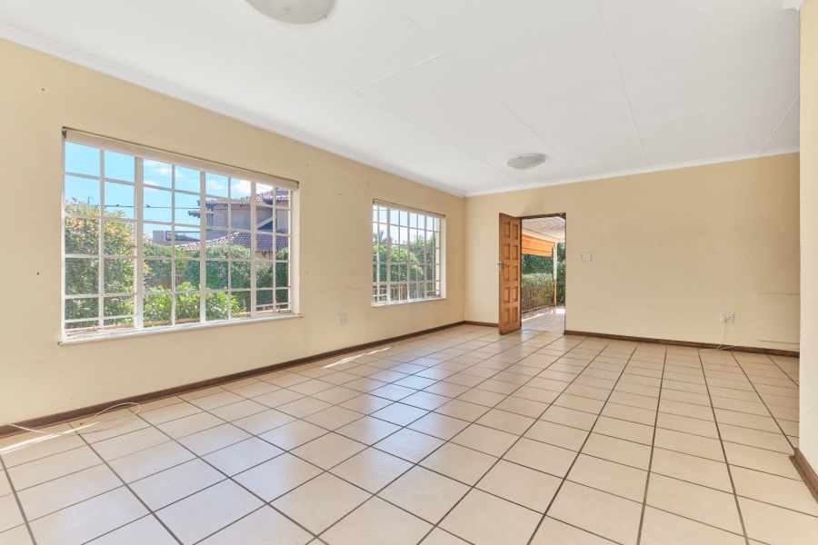 2 Bedroom Property for Sale in Wilgeheuwel Gauteng