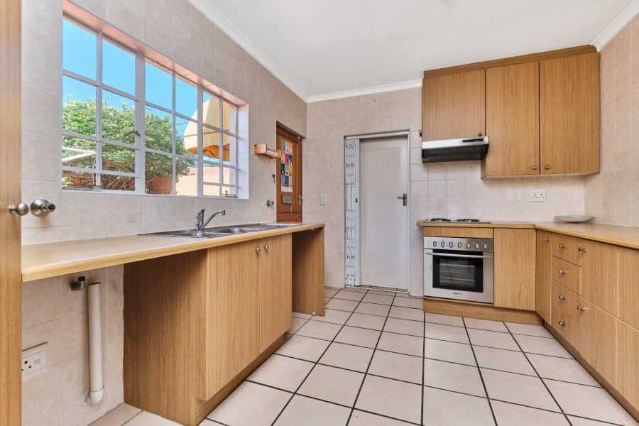 2 Bedroom Property for Sale in Wilgeheuwel Gauteng