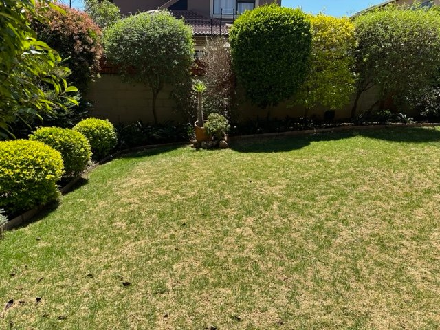 2 Bedroom Property for Sale in Wilgeheuwel Gauteng