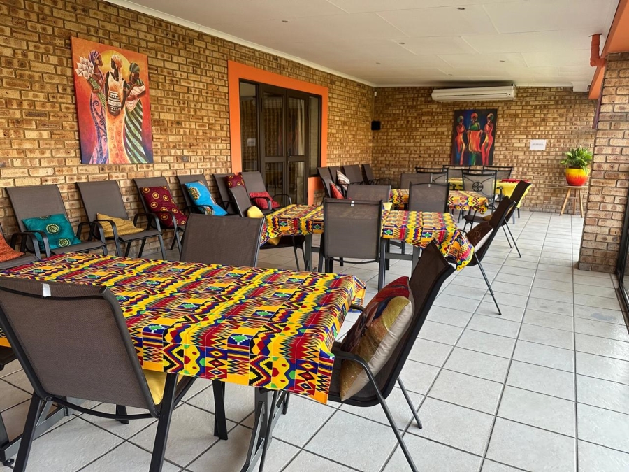 2 Bedroom Property for Sale in Wilgeheuwel Gauteng