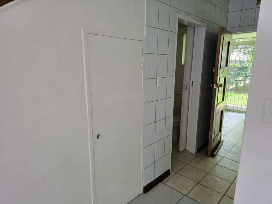 To Let 2 Bedroom Property for Rent in Dayanglen Gauteng