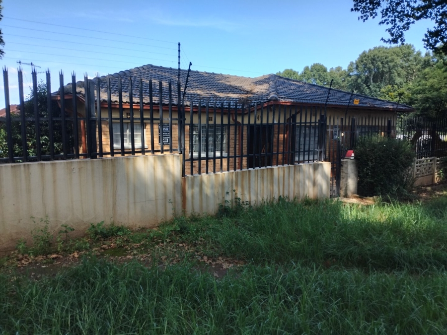 3 Bedroom Property for Sale in Bezuidenhout Valley Gauteng