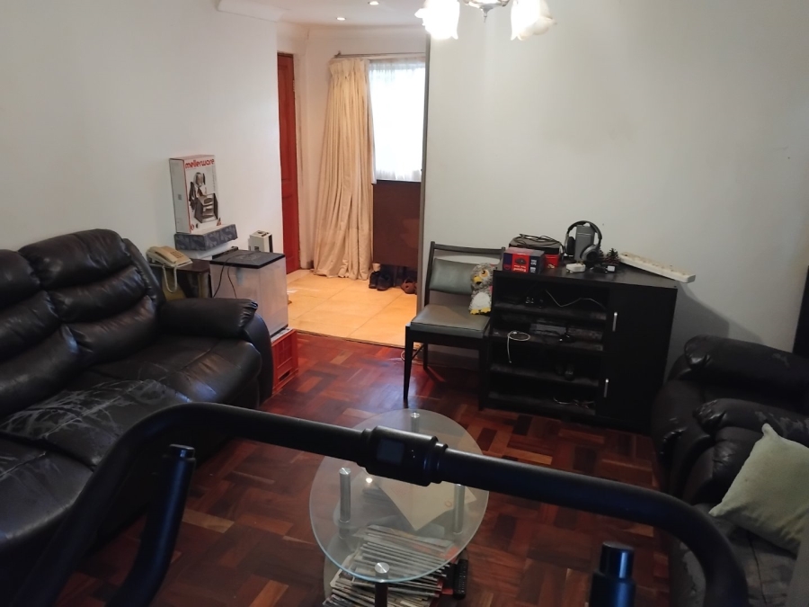 3 Bedroom Property for Sale in Bezuidenhout Valley Gauteng