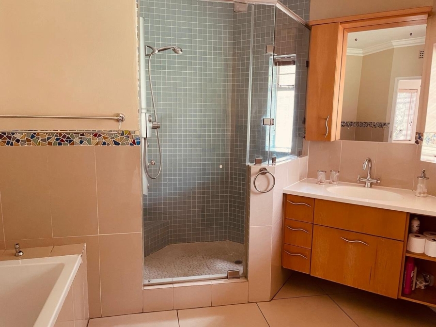 3 Bedroom Property for Sale in Edenburg Gauteng