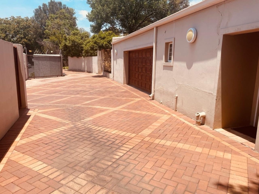 3 Bedroom Property for Sale in Edenburg Gauteng