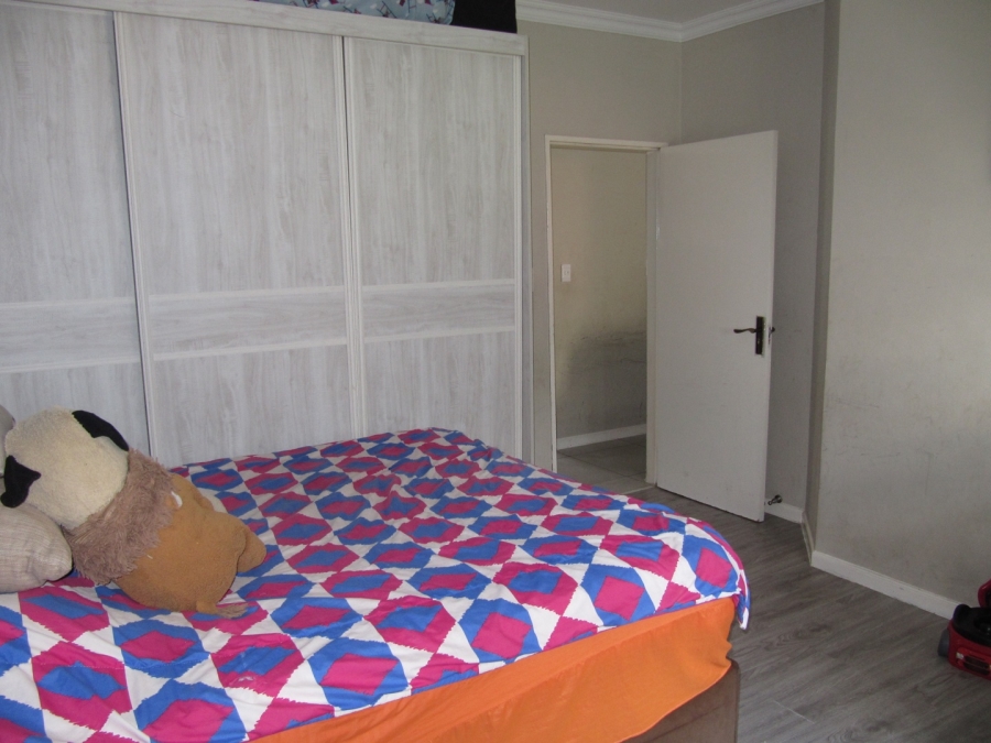 2 Bedroom Property for Sale in Broadacres Gauteng