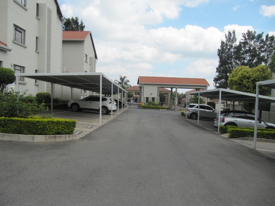 2 Bedroom Property for Sale in Broadacres Gauteng