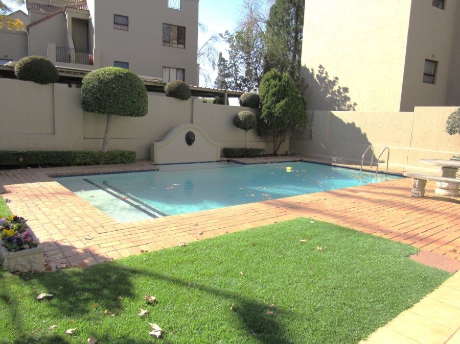 1 Bedroom Property for Sale in Strathavon Gauteng