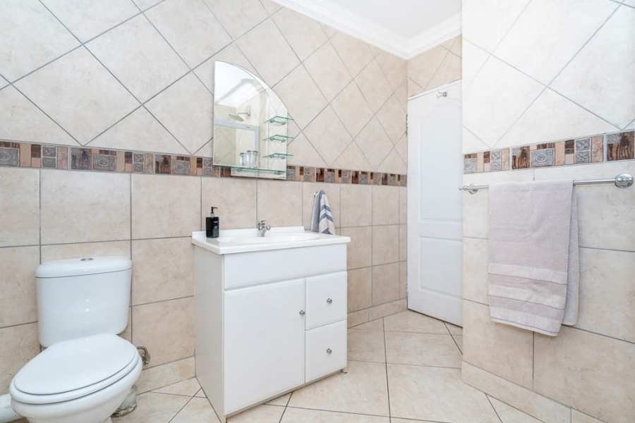 4 Bedroom Property for Sale in Vaal Marina Gauteng