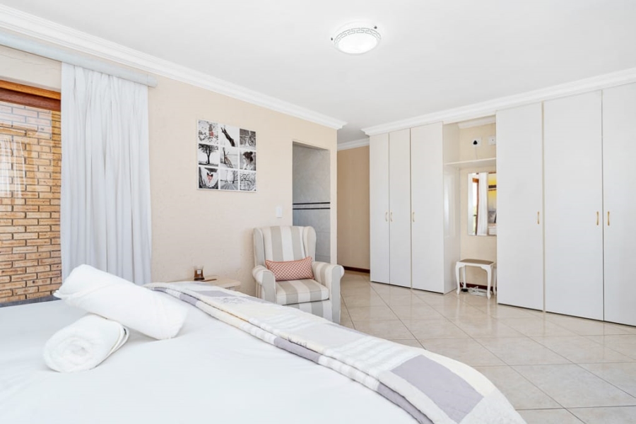 4 Bedroom Property for Sale in Vaal Marina Gauteng