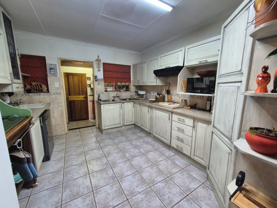 2 Bedroom Property for Sale in Sinoville Gauteng