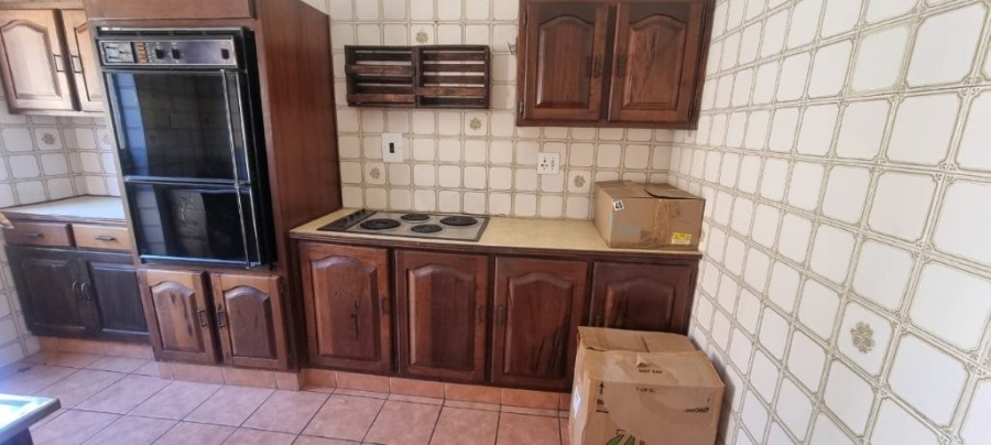 3 Bedroom Property for Sale in Aston Manor Gauteng