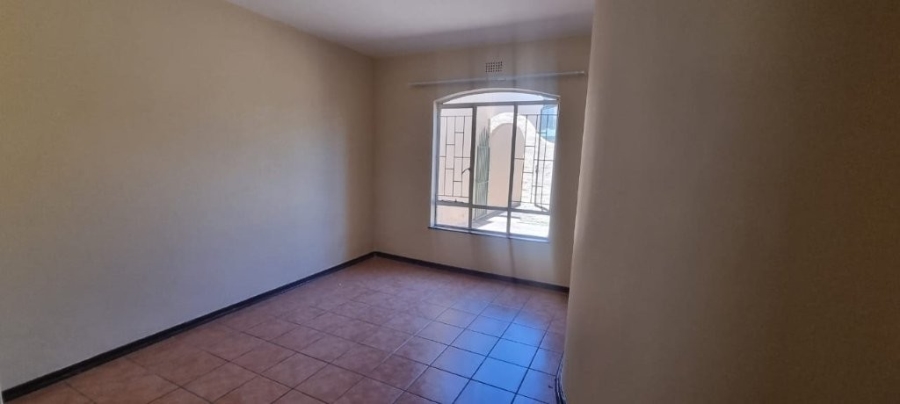 3 Bedroom Property for Sale in Aston Manor Gauteng