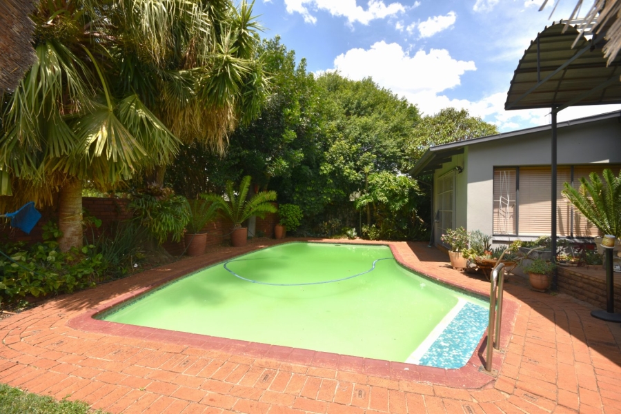 4 Bedroom Property for Sale in Sinoville Gauteng