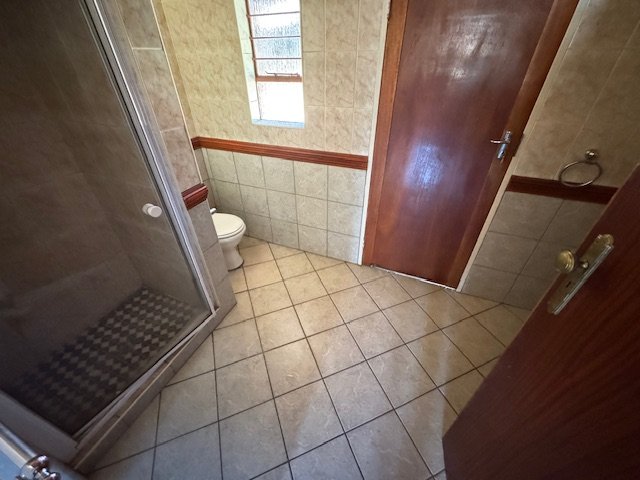 5 Bedroom Property for Sale in Glen Marais Gauteng