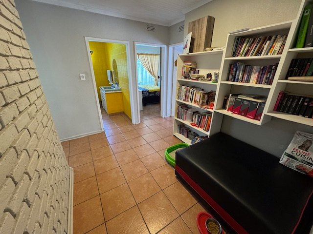 3 Bedroom Property for Sale in Glen Marais Gauteng