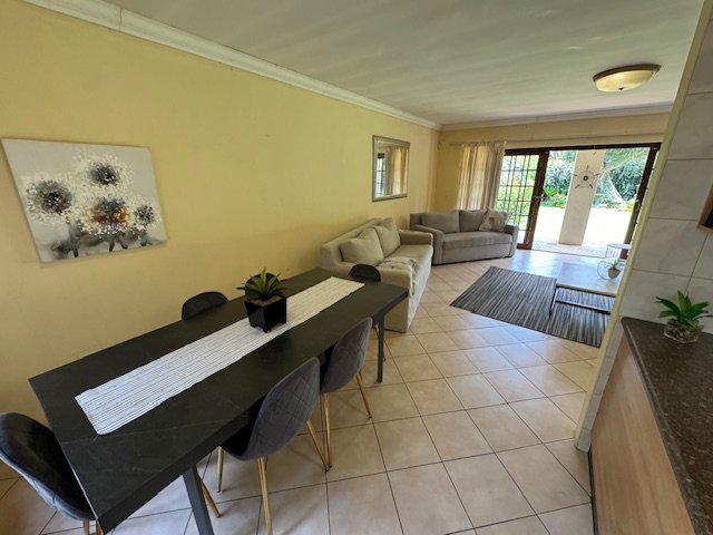 5 Bedroom Property for Sale in Glen Marais Gauteng