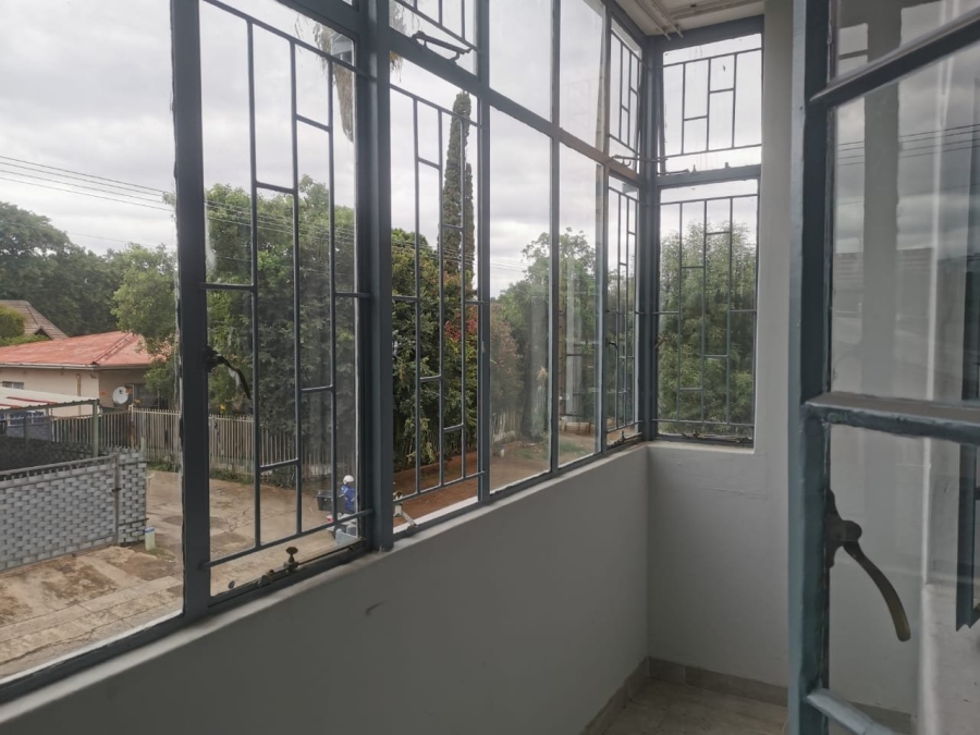 To Let  Bedroom Property for Rent in Gezina Gauteng