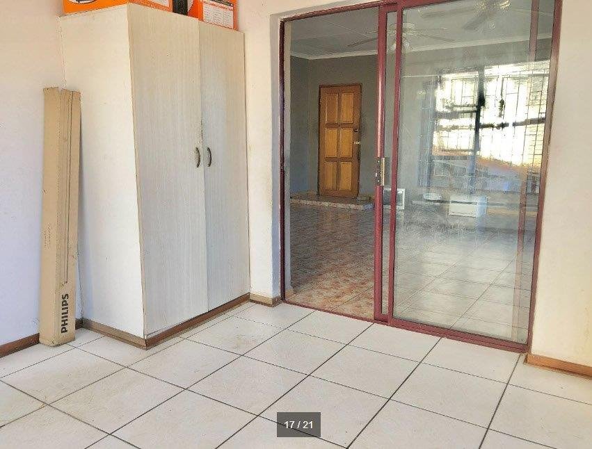 To Let 2 Bedroom Property for Rent in Raslouw Gauteng