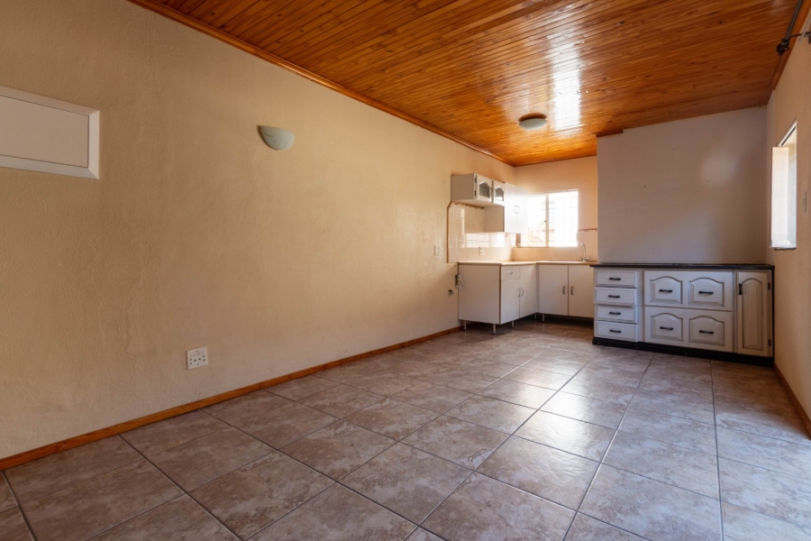 1 Bedroom Property for Sale in Parkdene Gauteng