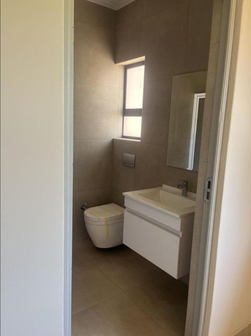 To Let 2 Bedroom Property for Rent in Raslouw Gauteng