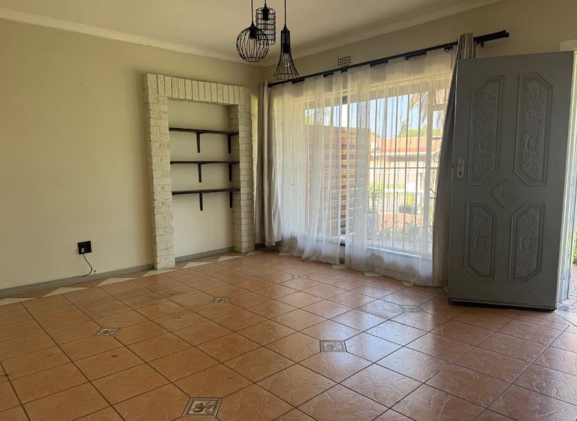 3 Bedroom Property for Sale in Isandovale Gauteng