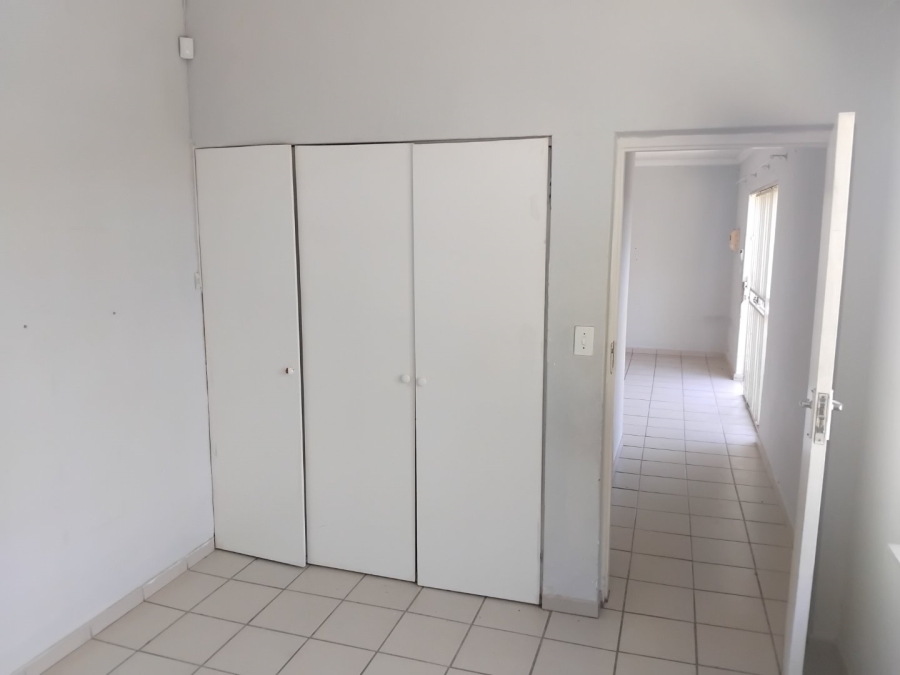 4 Bedroom Property for Sale in Simmerfield Gauteng