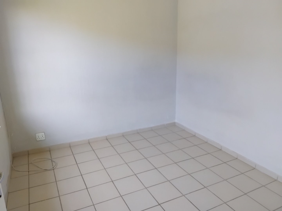 4 Bedroom Property for Sale in Simmerfield Gauteng