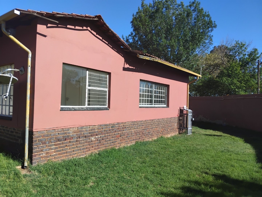 4 Bedroom Property for Sale in Simmerfield Gauteng