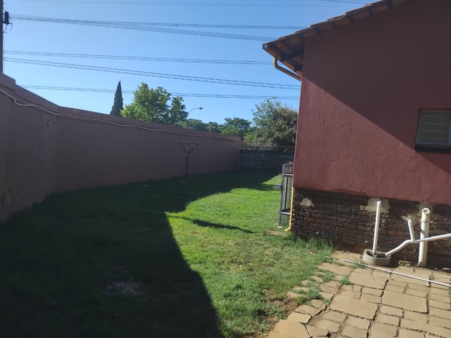 4 Bedroom Property for Sale in Simmerfield Gauteng