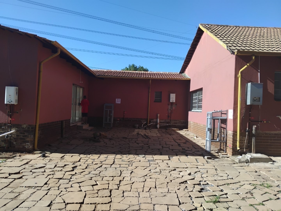 4 Bedroom Property for Sale in Simmerfield Gauteng