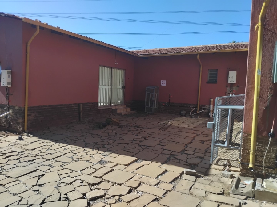 4 Bedroom Property for Sale in Simmerfield Gauteng