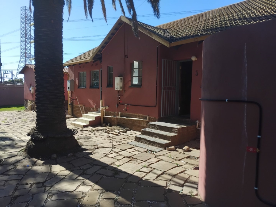 4 Bedroom Property for Sale in Simmerfield Gauteng